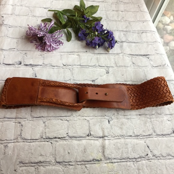 LINEA PELLE GENUINE LEATHER HANDMADE WIDE BELT MED - Picture 1 of 10